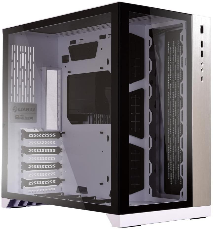 Lian Li O11 Dynamic white PC case front view